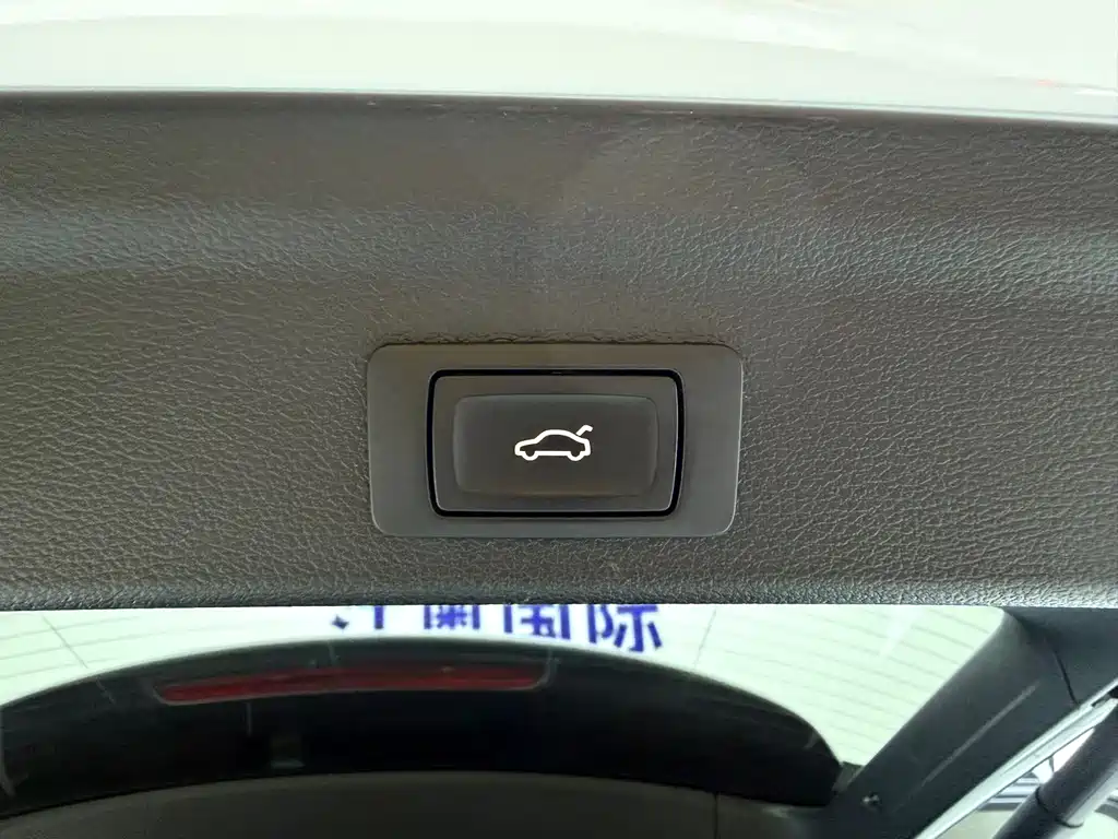 Audi Q3 2023 — фото 23