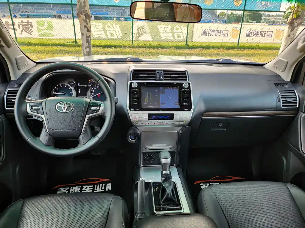 Toyota Prado 2018