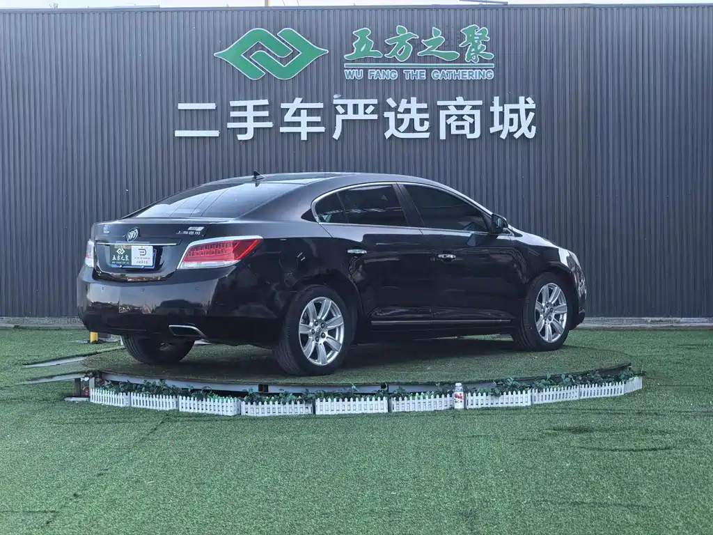 Buick LaCrosse 2012 — фото 20