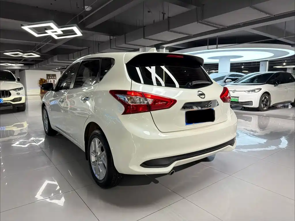 Nissan Tiida 2023