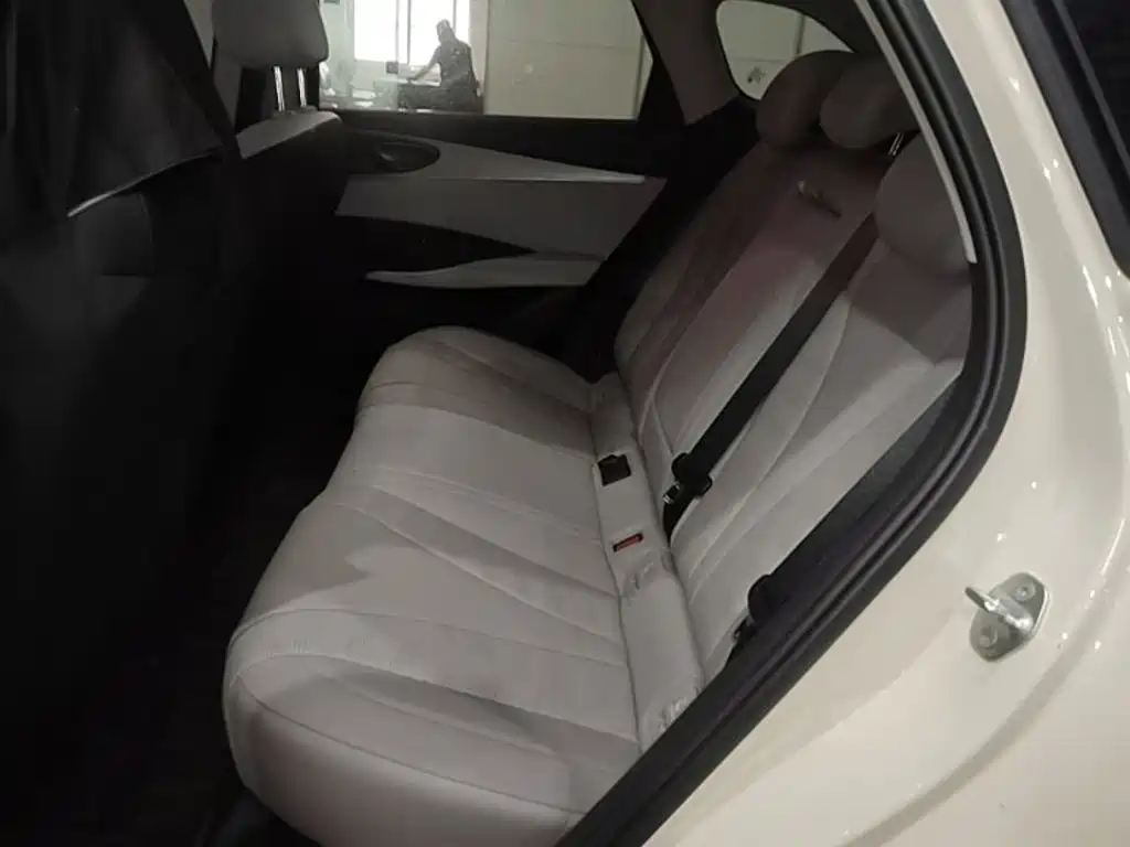 BYD Seal 06 DM-i Wagon 2026 — фото 17