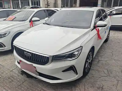 Geely Emgrand 2024