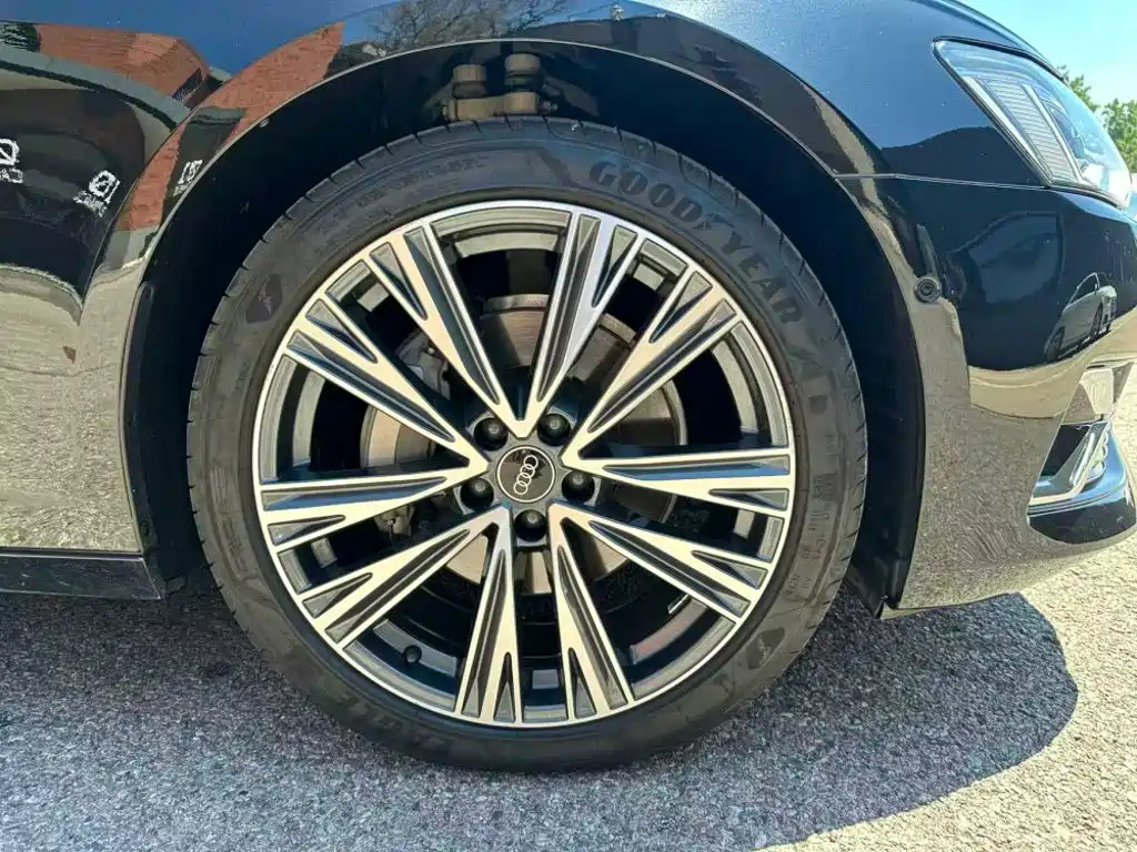 Audi A6L 2023 — фото 22