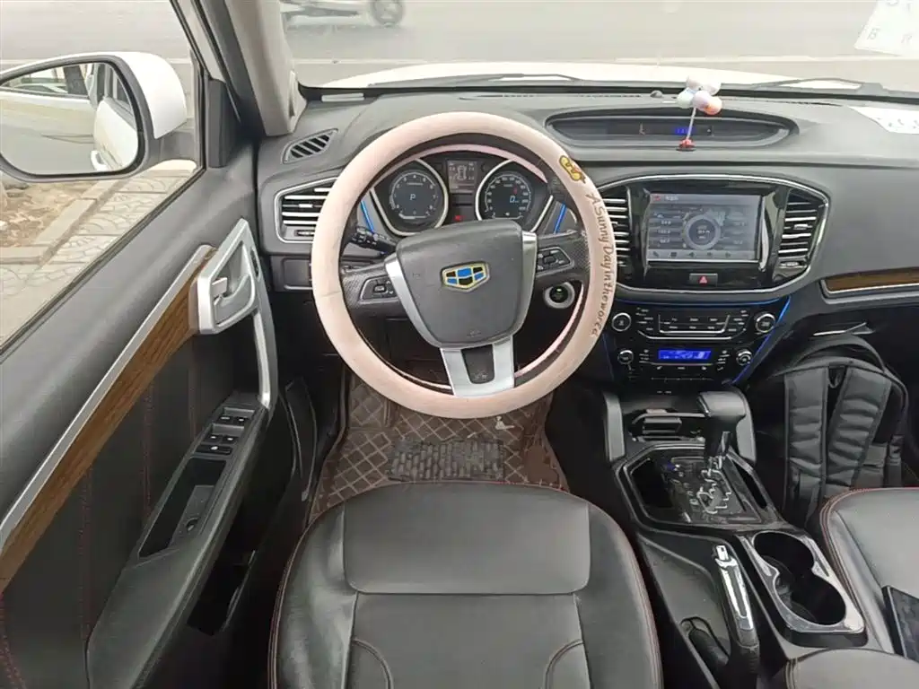 Geely GX7 2015 — фото 11