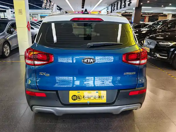 Kia KX3 2016