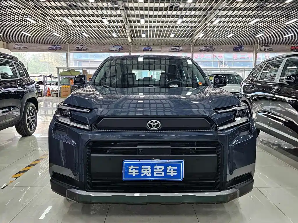 Toyota RAV4 2026