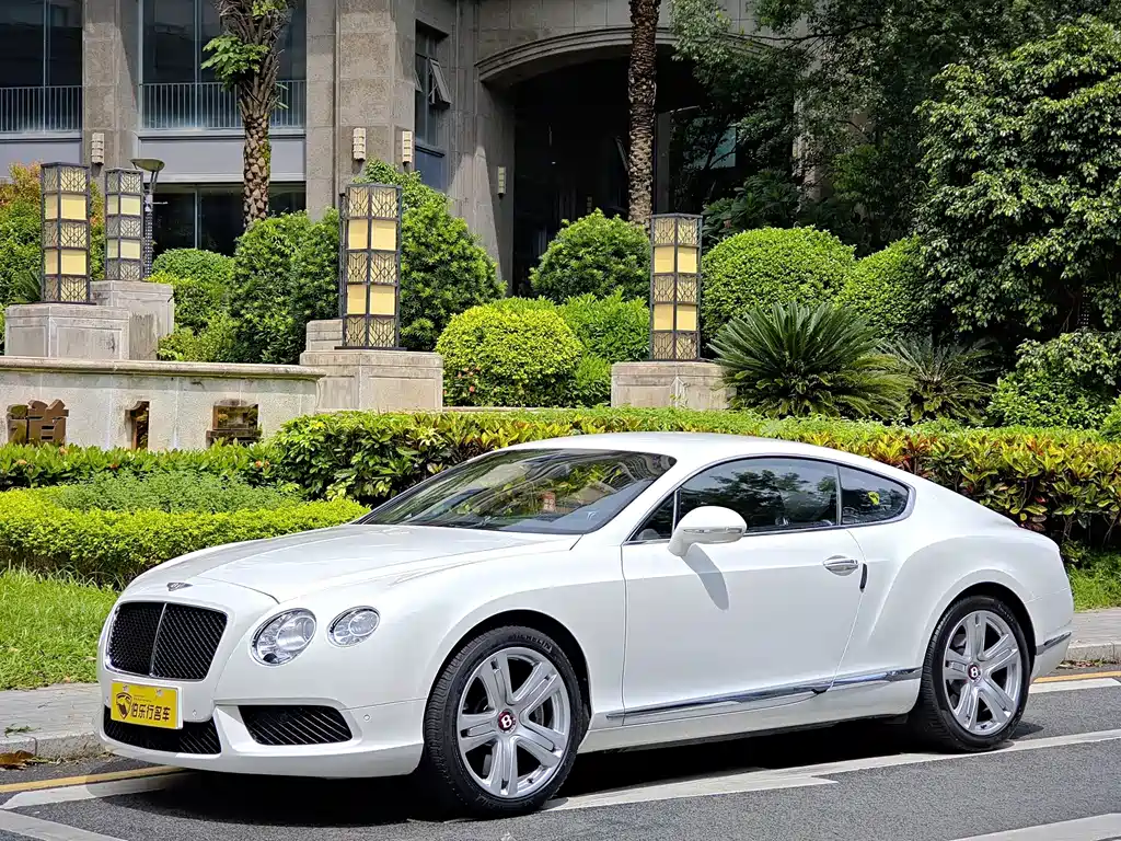 Bentley Continental 2013 — фото 1