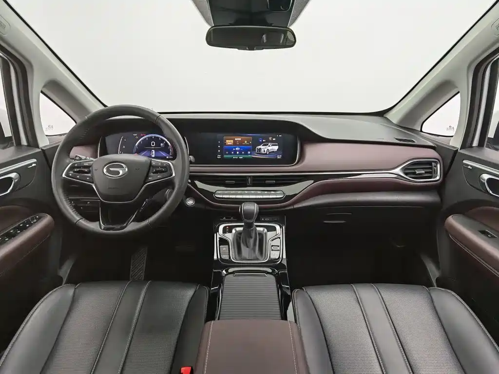 GAC Trumpchi M6 2024 — фото 5