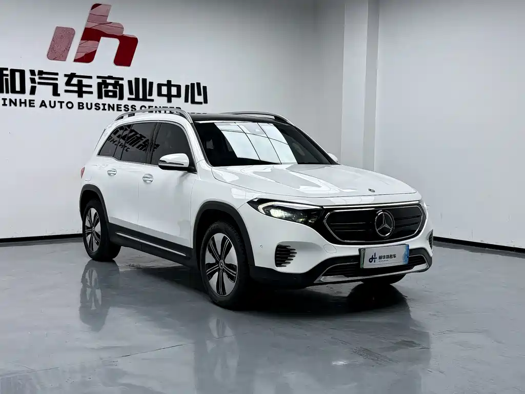 Mercedes-Benz EQB 2023