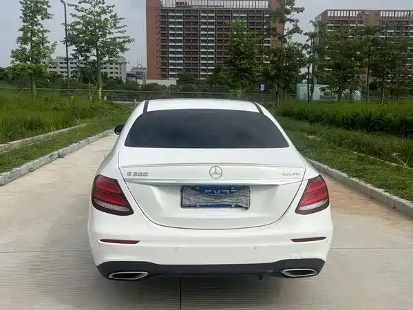 Mercedes-Benz E-Class 2018