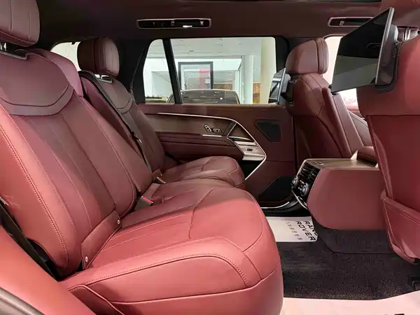 Land Rover Range Rover 2025