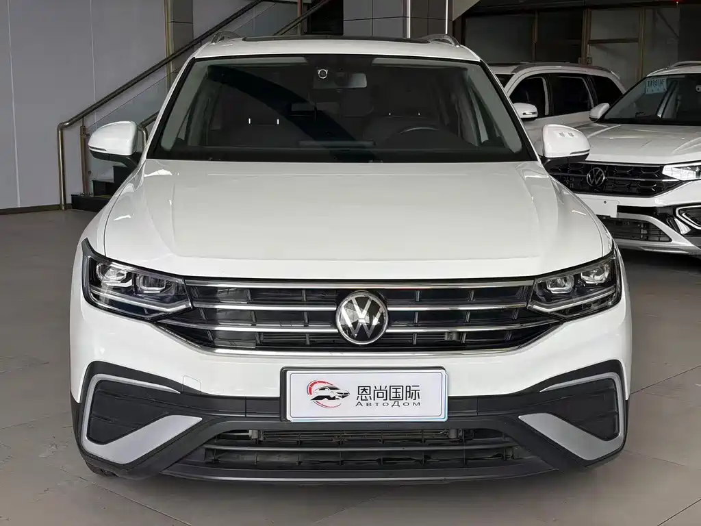 Volkswagen Tiguan L 2022