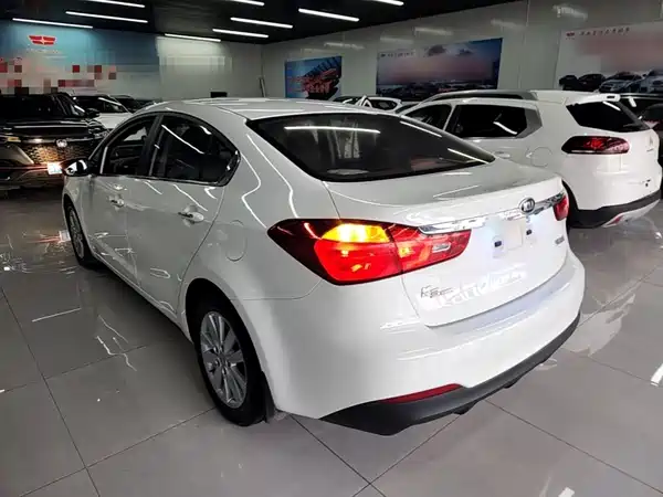 Kia K3 2014