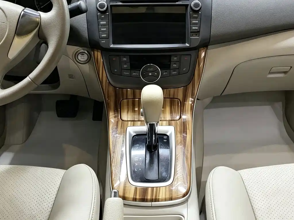 Nissan Sylphy 2015