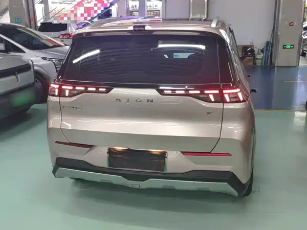 Aion Y 2022