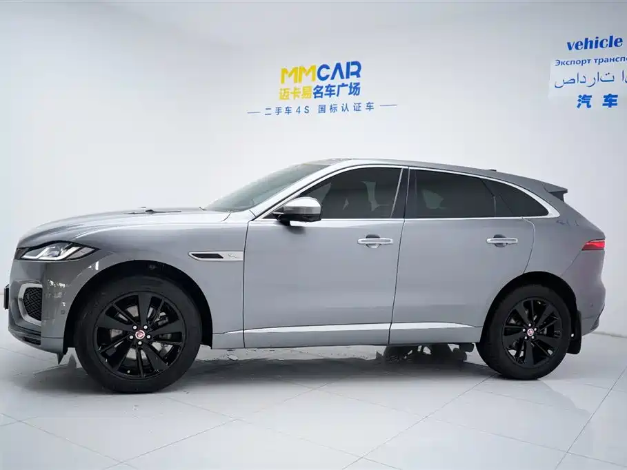 Jaguar F-PACE 2021 — фото 19