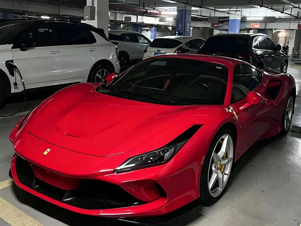 Ferrari F8 2022 — фото 8