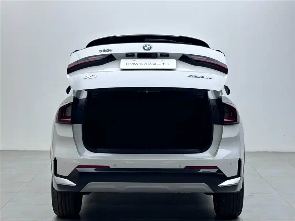 BMW X1 2025