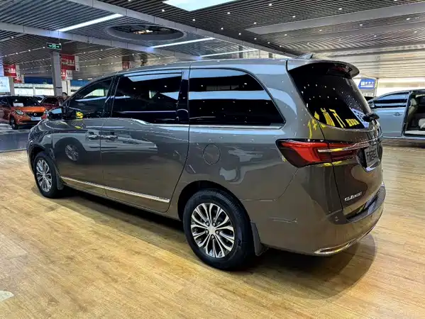 Buick GL8 2022