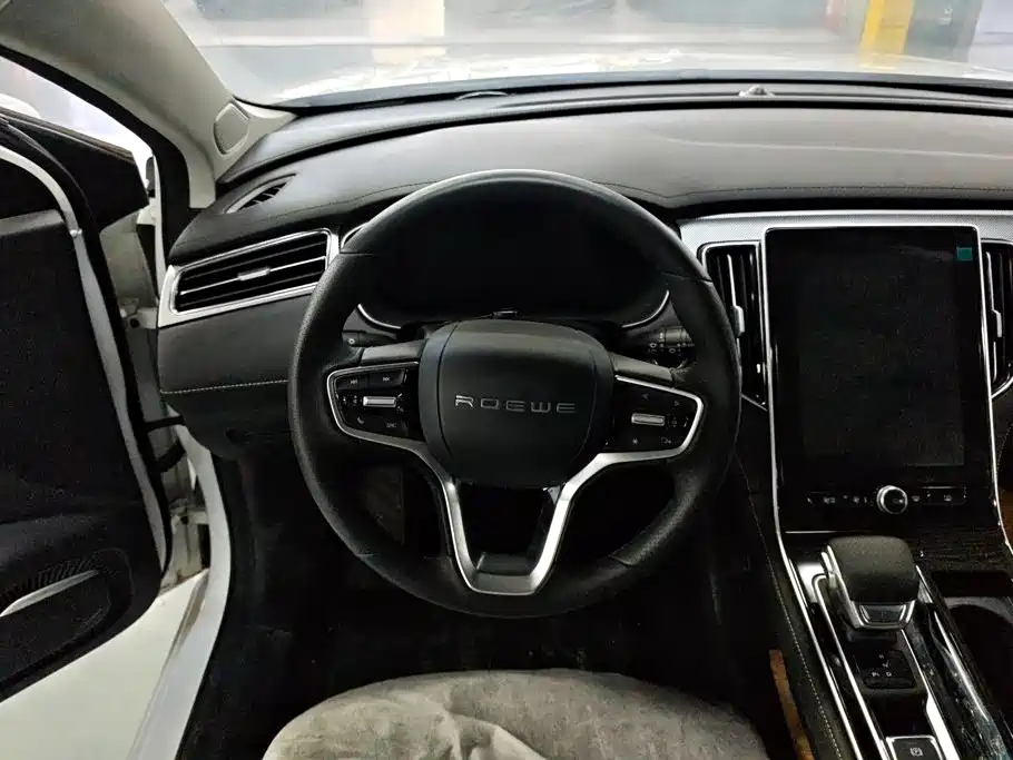 Roewe i6 MAX New Energy 2026 — фото 15