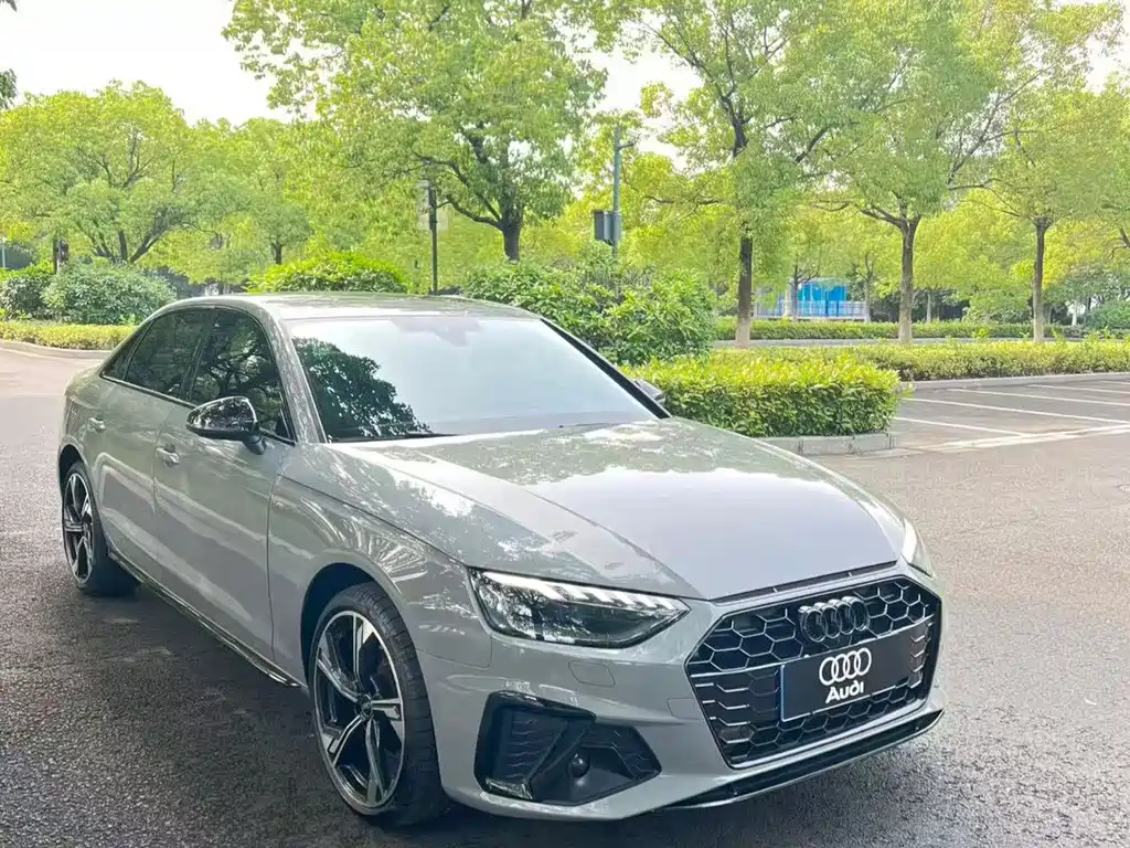 Audi A4L 2025