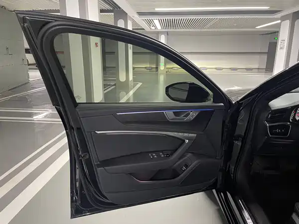 Audi A6L 2024