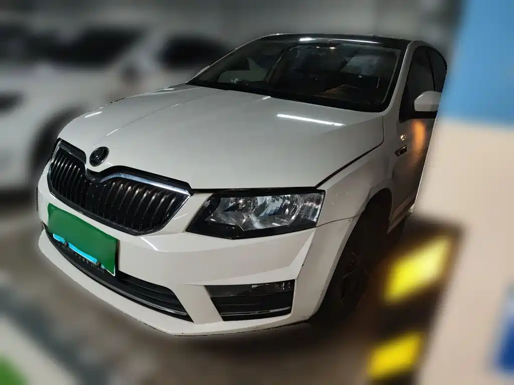 Skoda Octavia 2016 — фото 1