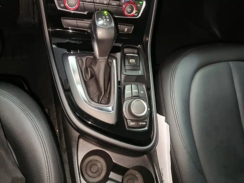 BMW 2 Series Station Wagon 2016 — фото 14