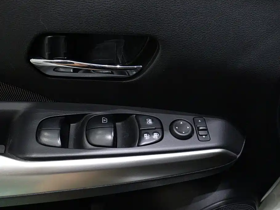 Nissan Kicks 2020 — фото 16