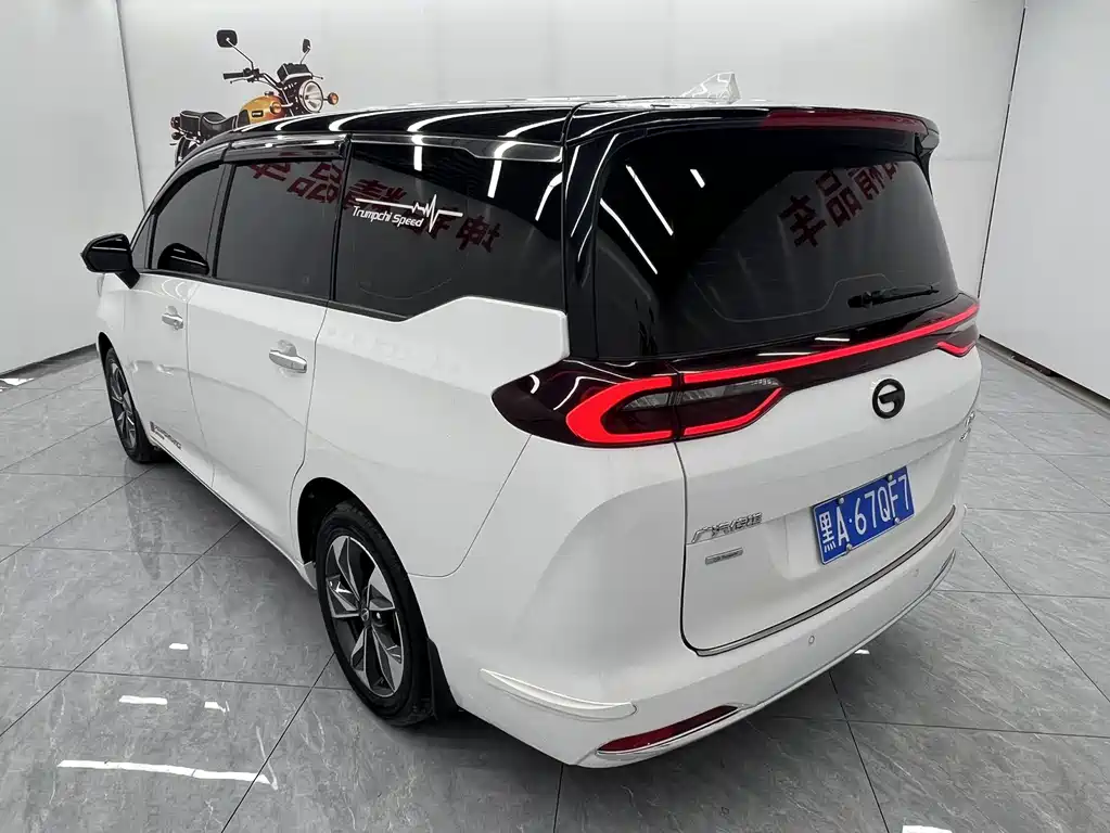 GAC Motor Trumpchi M6 2022 — фото 6