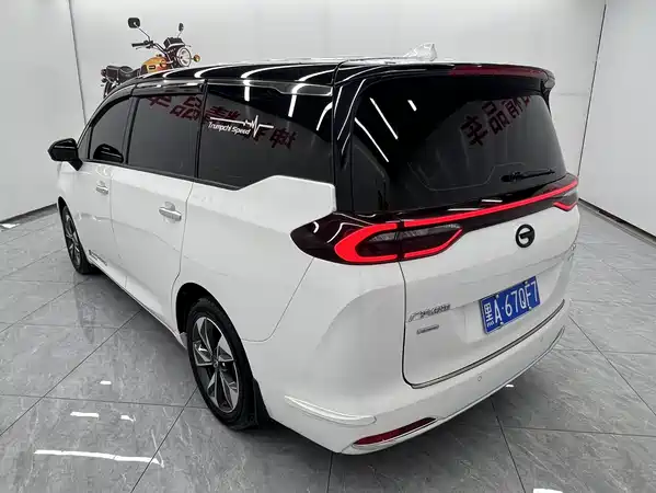GAC Trumpchi M6 2022
