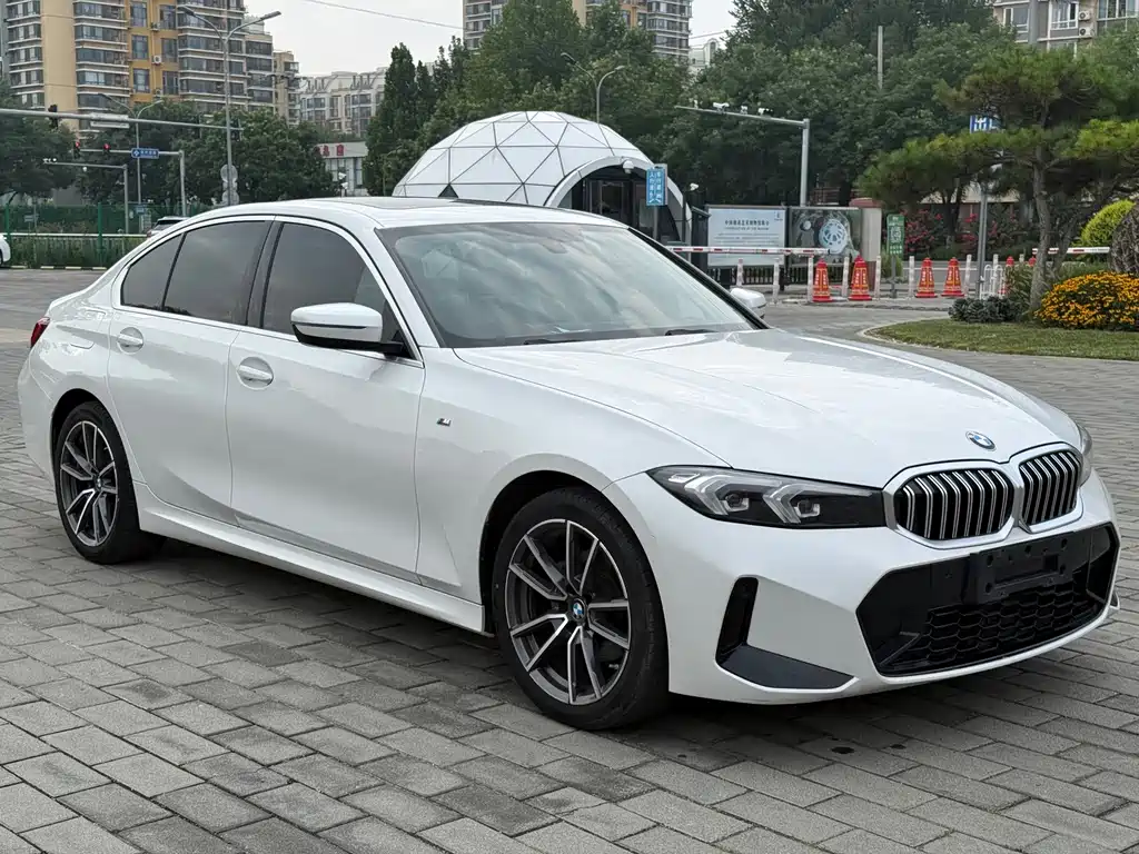 BMW 3 Series 2024