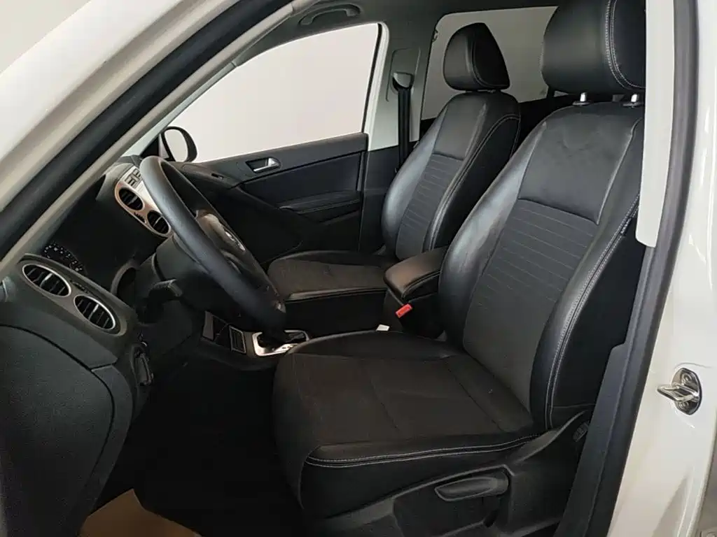 Volkswagen Tiguan 2019 — фото 15