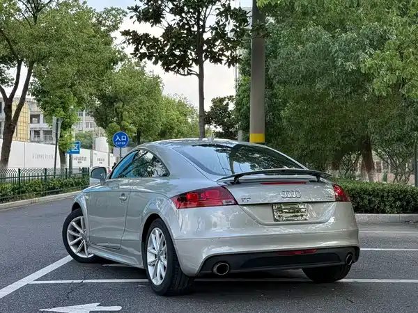 Audi TT 2012