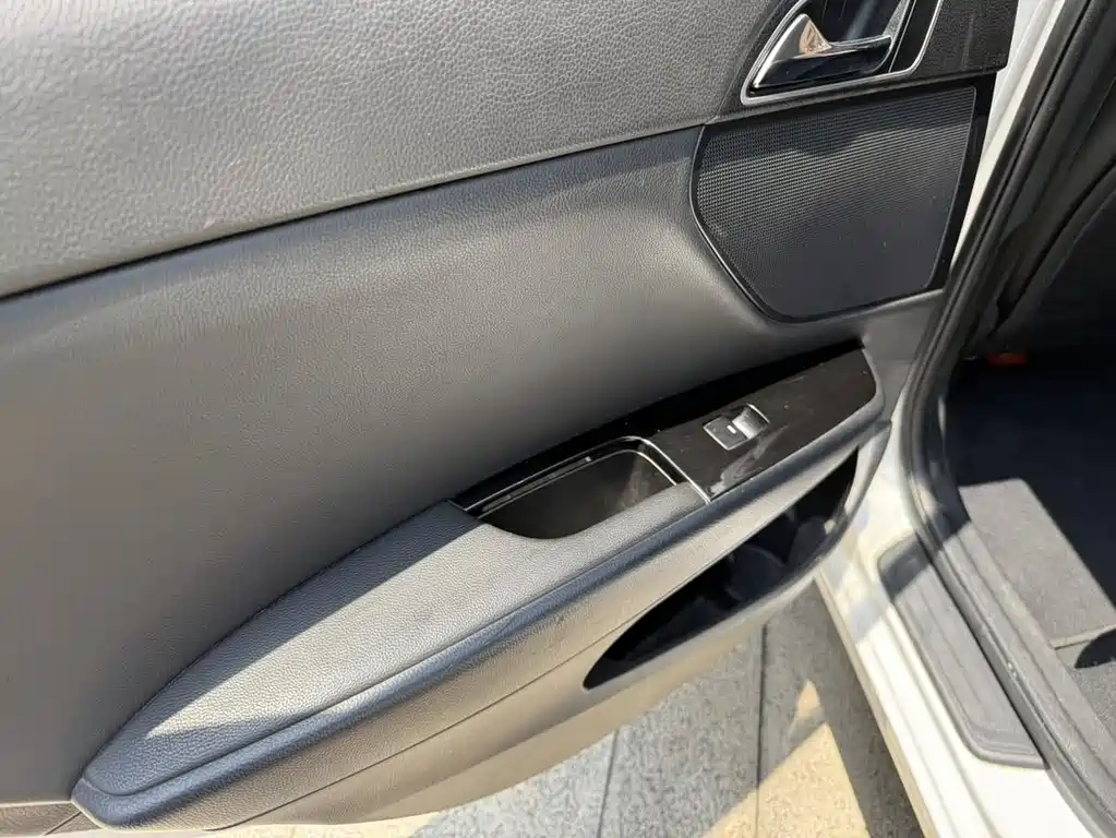Hyundai Mistra 2014 — фото 12