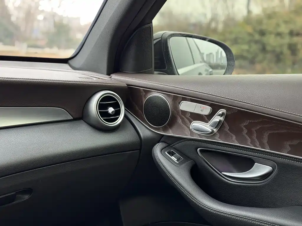 Mercedes-Benz GLC 2020 — фото 10