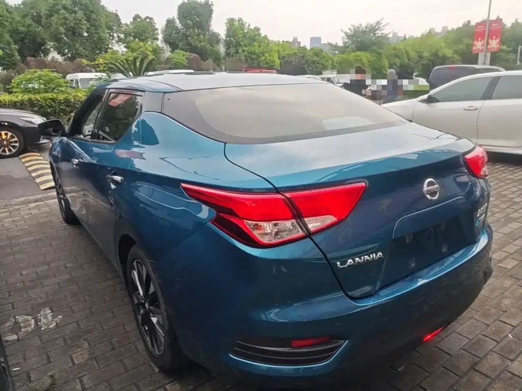 Nissan Bluebird 2017