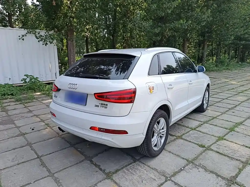 Audi Q3 2014