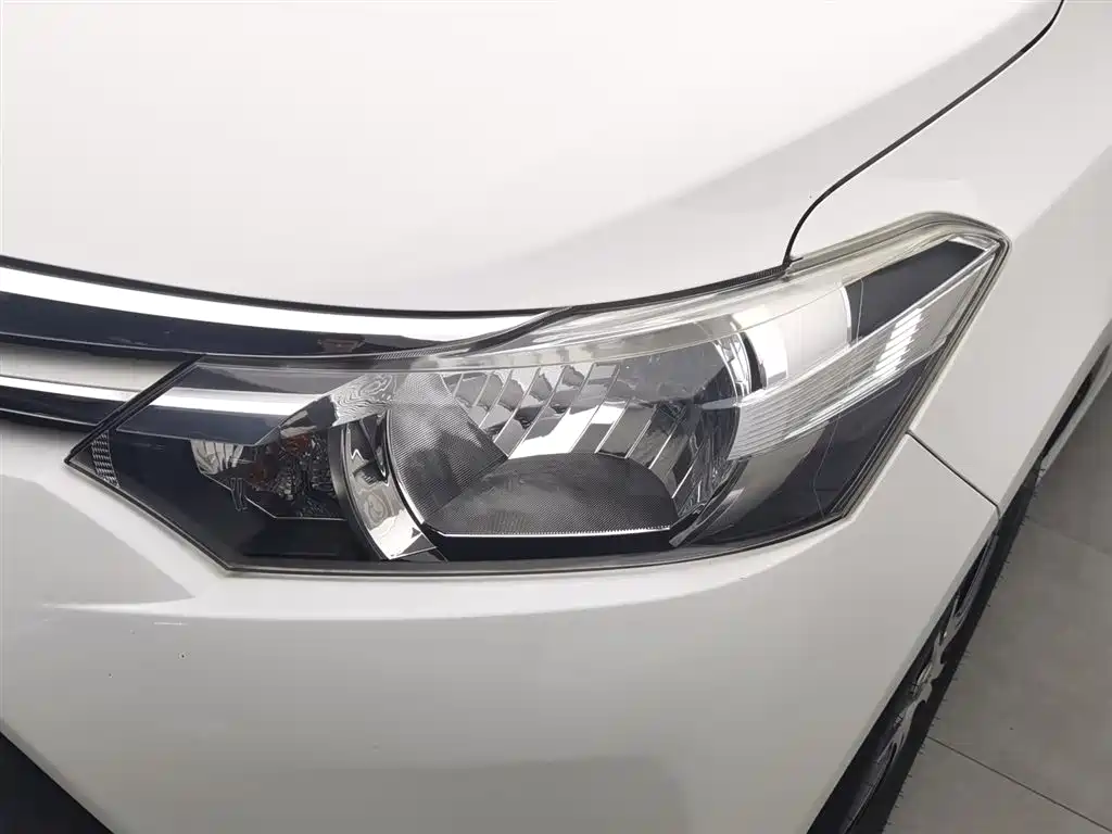 Toyota Vios 2016 — фото 7