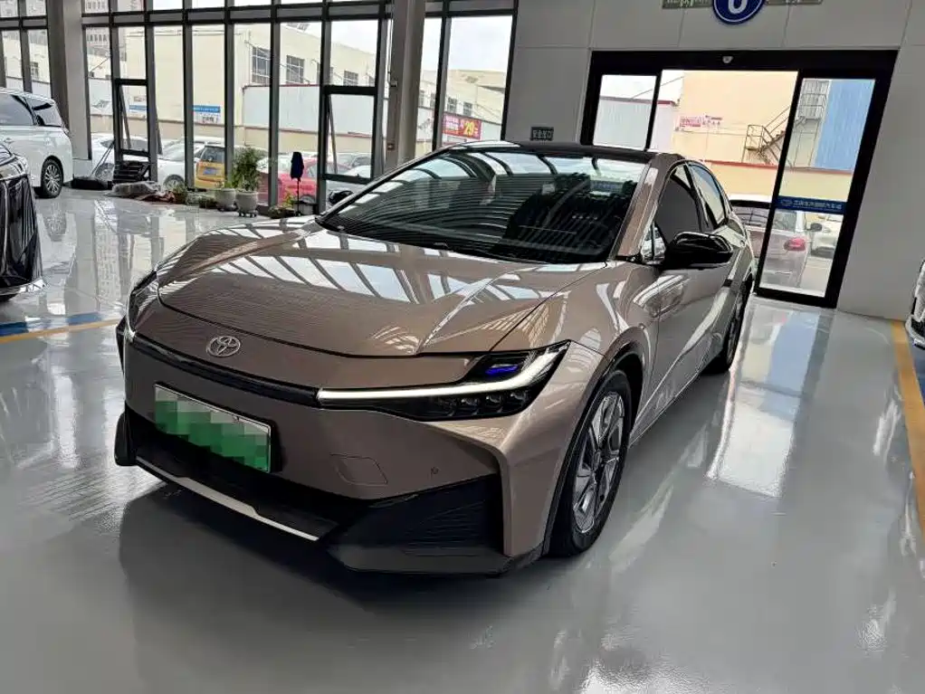 Toyota bZ3 2023
