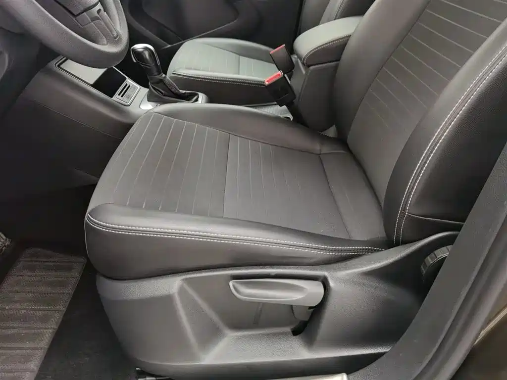 Volkswagen Tiguan 2019 — фото 20