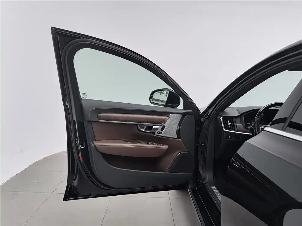 Volvo S90 2023 — фото 8