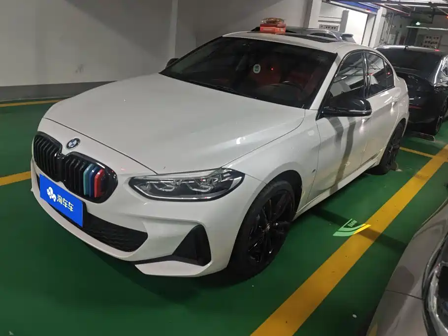BMW 1 Series 2022