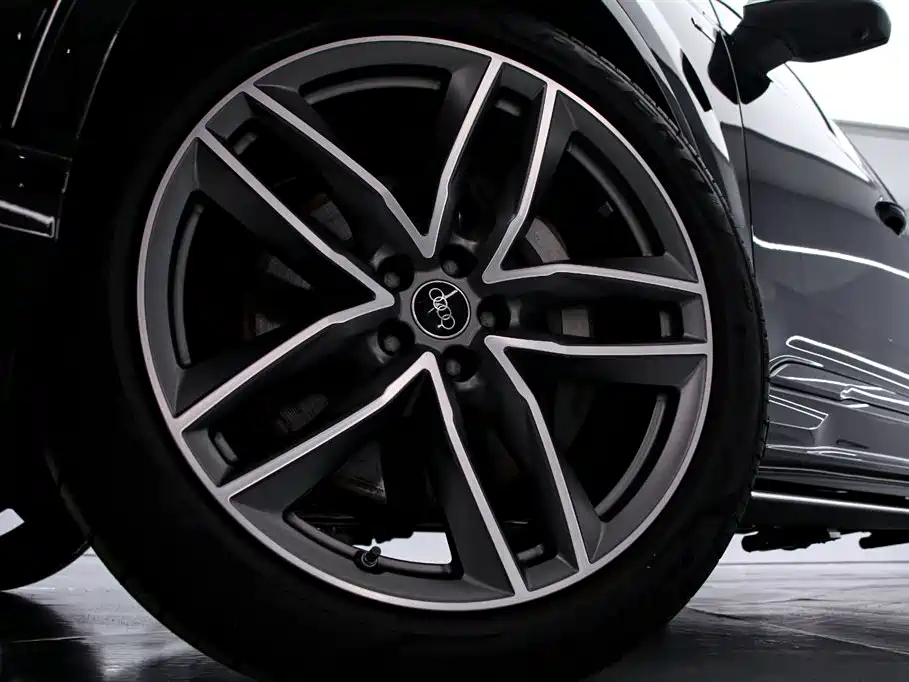 Audi Q7 2026 — фото 16