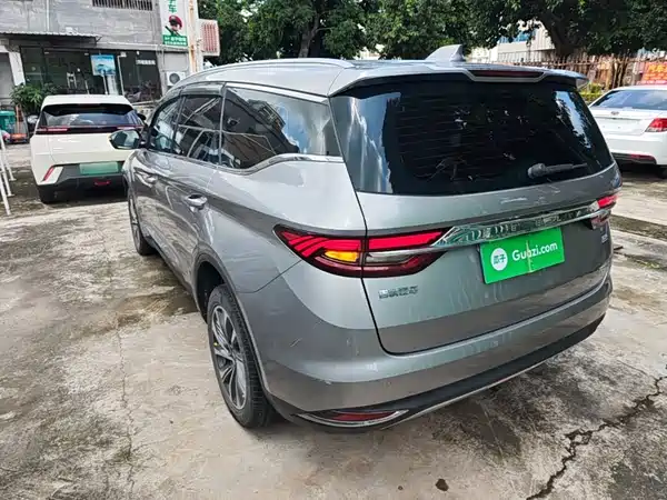 Geely Jiaji 2020