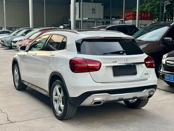 Mercedes-Benz GLA 2019