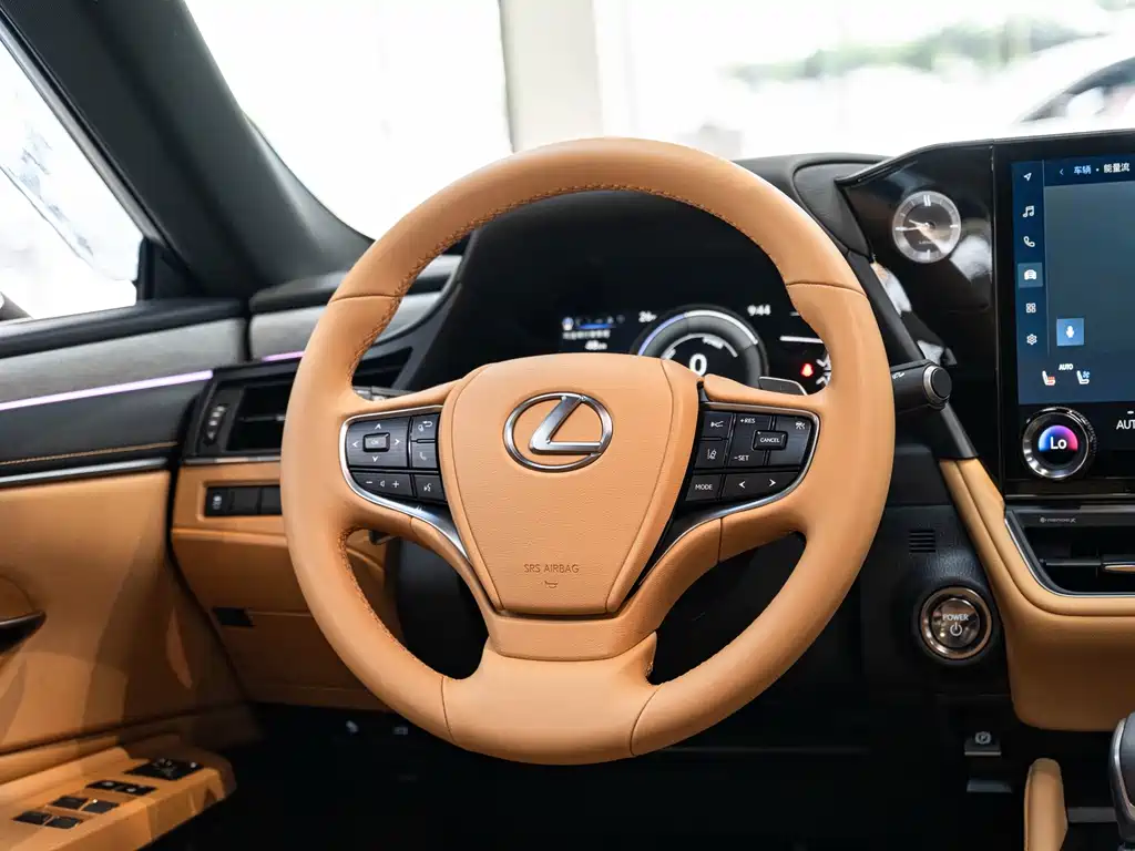 Lexus ES 2025 — фото 12