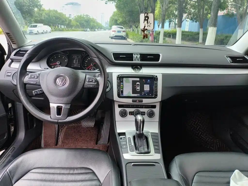 Volkswagen Magotan 2016
