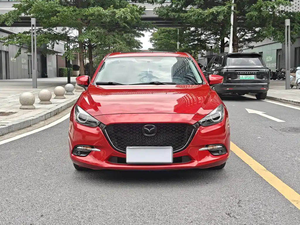 Mazda 3 Axela 2019 — фото 2