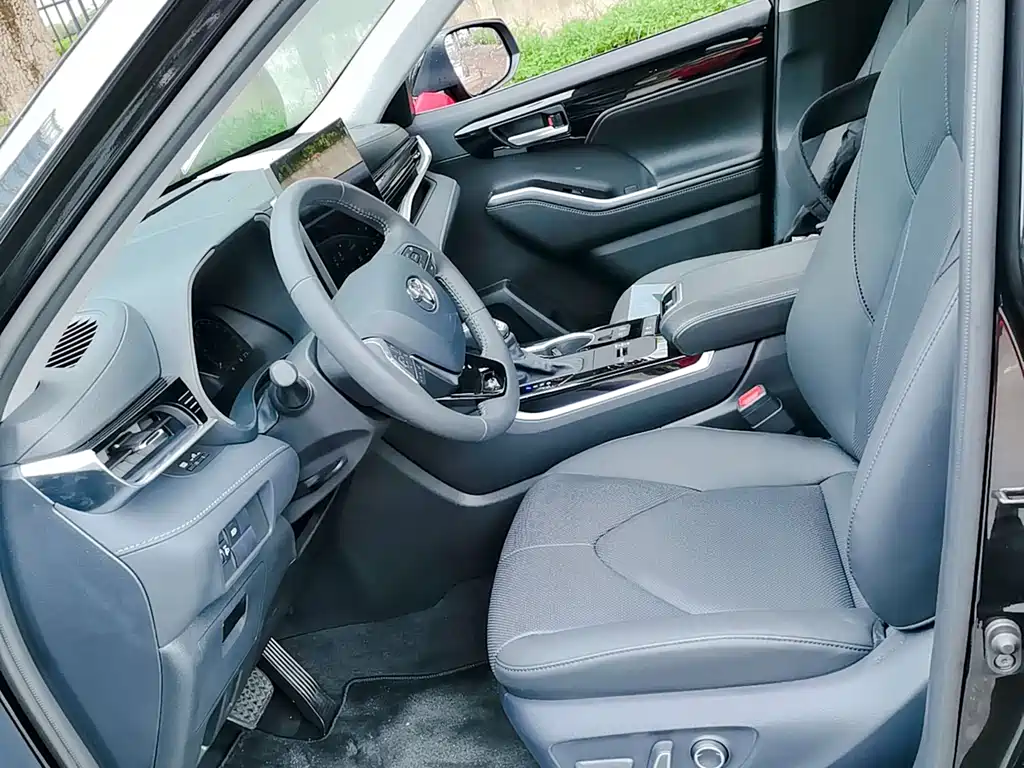Toyota Highlander 2026